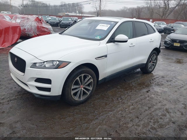 2018 JAGUAR F-PACE SADCJ2FX4JA272271 Photo 1