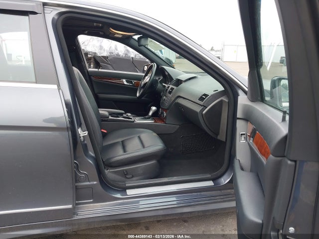 44389143 :رقم المزاد ، WDDGF8BB3BR134550 vin ، 2011 Mercedes-benz C 300 Sport 4matic مزاد بيع