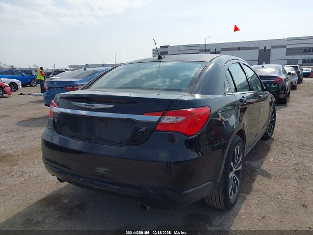 Aukcja sprzedaży 2014 Chrysler 200 Touring, vin: 1C3CCBBGXEN132255, numer aukcji: 44389166