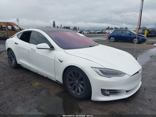 2019 TESLA MODEL S 5YJSA1E28KF348302