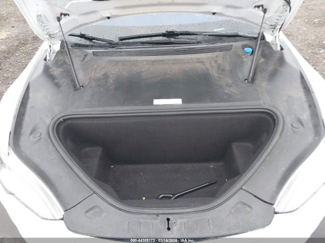 2019 TESLA MODEL S 5YJSA1E28KF348302 Photo 9