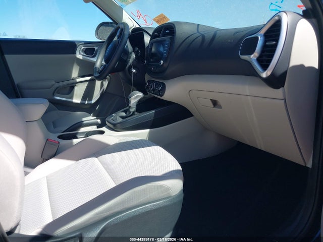 KNDJ23AU3S7953488 KIA SOUL LX