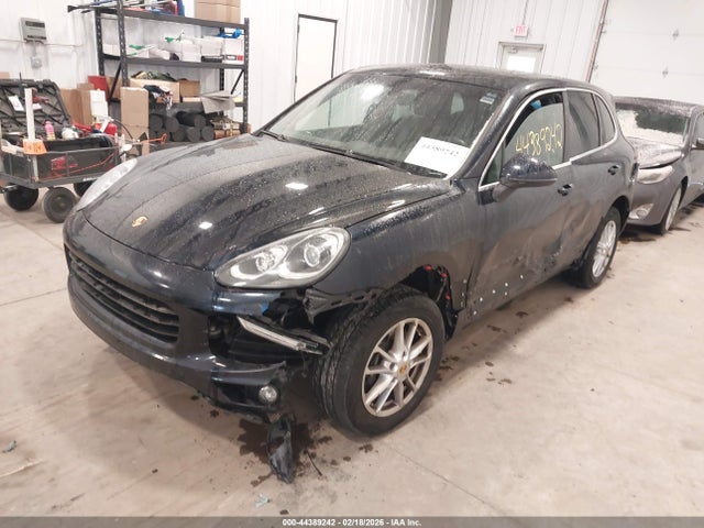 2016 PORSCHE CAYENNE WP1AA2A2XGKA13297 Photo 1