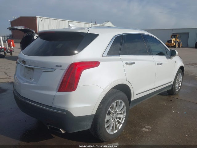 2017 CADILLAC XT5 1GYKNARS4HZ115349 Photo 3