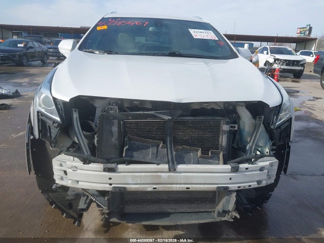 2017 CADILLAC XT5 1GYKNARS4HZ115349 Photo 5