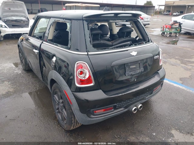 44389285 :رقم المزاد ، WMWSV3C55BTY14887 vin ، 2011 Mini Cooper S مزاد بيع