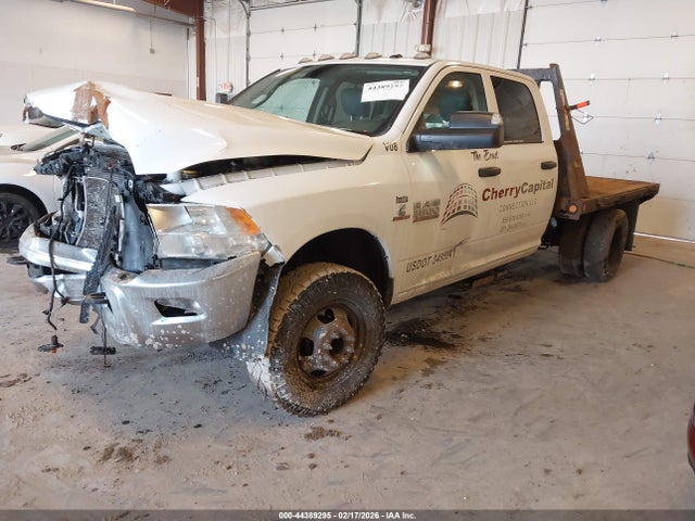 44389295 :رقم المزاد ، 3C7WRTCL7JG387475 vin ، 2018 Ram 3500 Chassis Tradesman/slt/laramie مزاد بيع