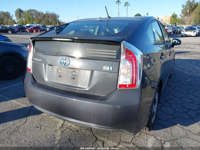 Toyota Prius Two 2015 JTDKN3DU6F0448373 Image 4