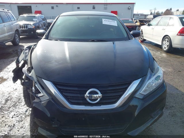 1N4AL3AP0JC184211 Nissan Altima 2.5 Sv