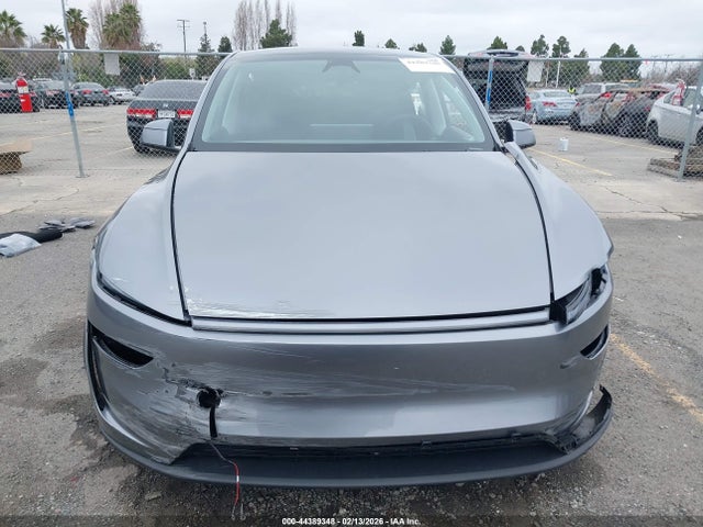 2026 Tesla Model Y Premium Rear-wheel Drive/standard Rear-wheel Drive მანქანა იყიდება აუქციონზე, vin: 7SAYGDED6TF538275, აუქციონის ნომერი: 44389348
