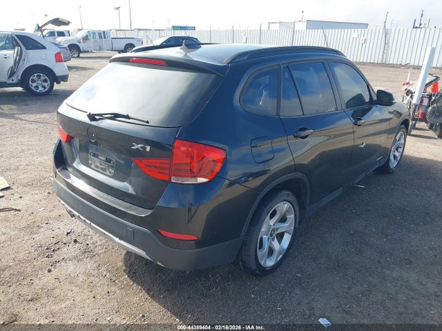 2013 BMW X1 WBAVM1C58DVW44939 Photo 3