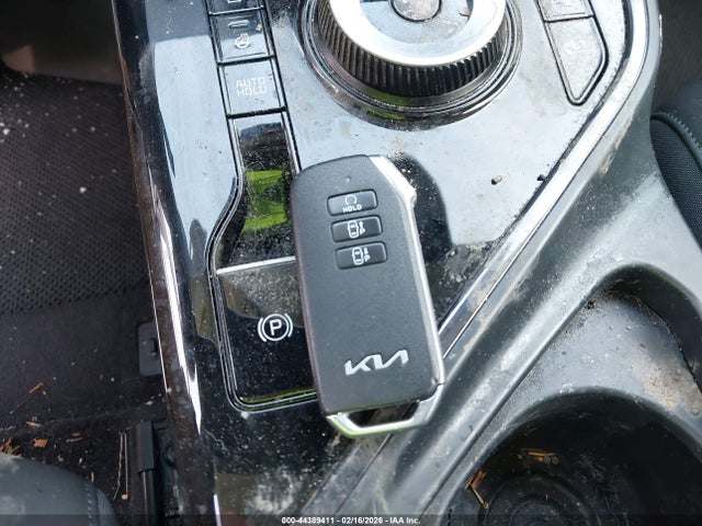 KIA Niro Ev Wave 2023 KNDCT3L16P5060999 Image 11
