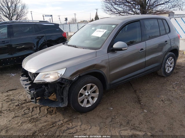 Продаж на аукціоні авто 2010 Volkswagen Tiguan S, vin: WVGAV7AXXAW001094, номер лоту: 44389470
