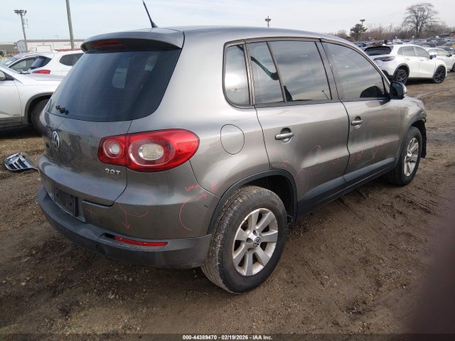 Продаж на аукціоні авто 2010 Volkswagen Tiguan S, vin: WVGAV7AXXAW001094, номер лоту: 44389470