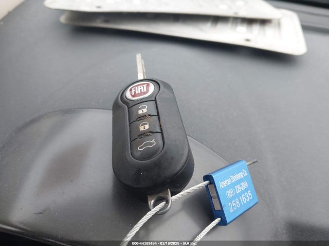 2015 FIAT 500 3C3CFFAR9FT750394 Photo 10