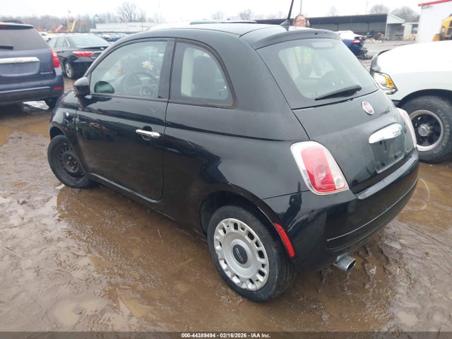 2015 FIAT 500 3C3CFFAR9FT750394 Photo 2
