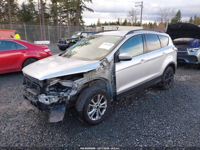 1FMCU9HD9JUB56105 Ford ESCAPE SEL