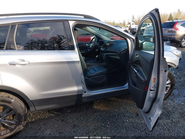 1FMCU9HD9JUB56105 Ford ESCAPE SEL