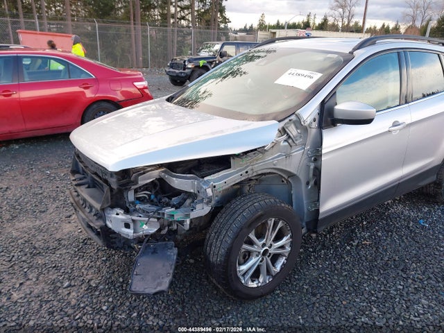 1FMCU9HD9JUB56105 Ford ESCAPE SEL