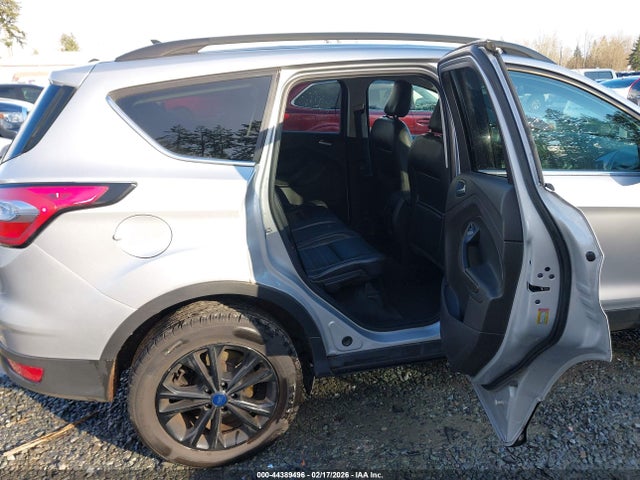 1FMCU9HD9JUB56105 Ford ESCAPE SEL