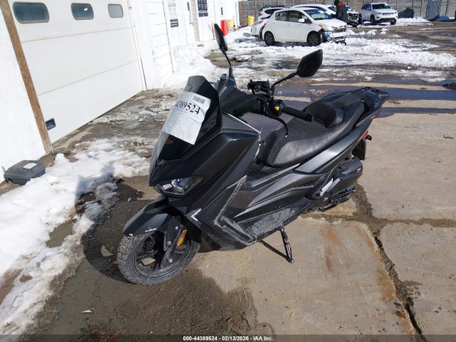 HZ2TCDMN5S1000866 Tztc Scooter