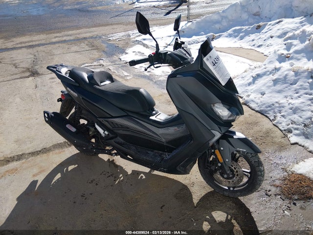 HZ2TCDMN5S1000866 Tztc Scooter