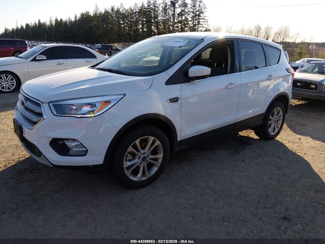 Ford ESCAPE SE 2019 1FMCU9GD1KUB86895 Image 2