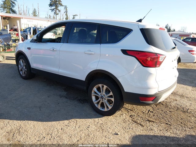 Ford ESCAPE SE 2019 1FMCU9GD1KUB86895 Image 3