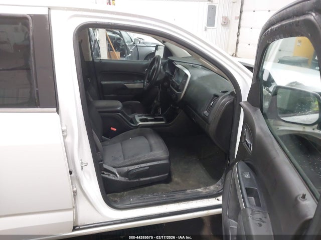 1GCGTCEN2J1102262 Chevrolet Colorado Lt