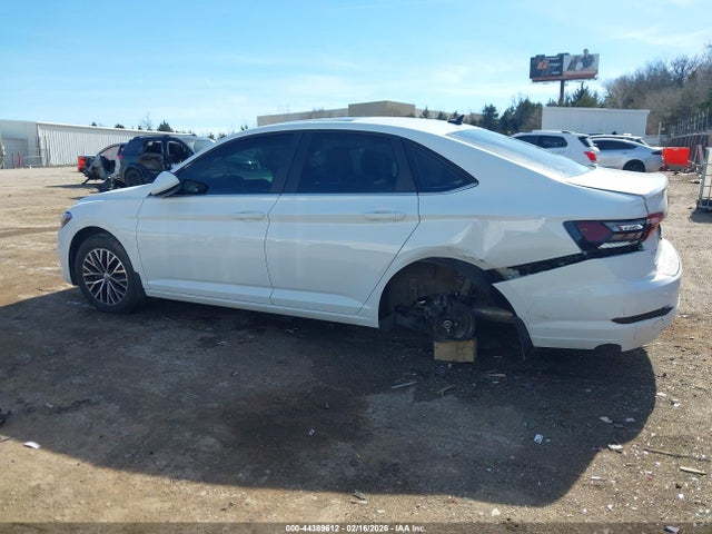 2020 Volkswagen Jetta 1.4t R-line/1.4t S/1.4t Se მანქანა იყიდება აუქციონზე, vin: 3VWCB7BU2LM016568, აუქციონის ნომერი: 44389612