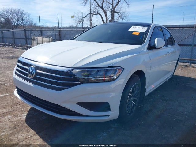 2020 Volkswagen Jetta 1.4t R-line/1.4t S/1.4t Se მანქანა იყიდება აუქციონზე, vin: 3VWCB7BU2LM016568, აუქციონის ნომერი: 44389612