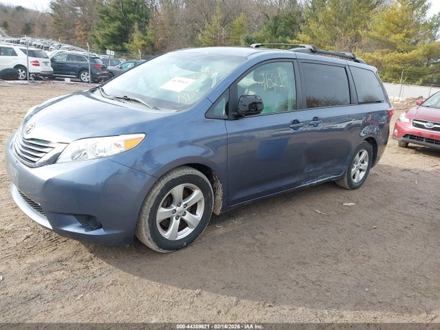 2015 TOYOTA SIENNA 5TDKK3DC6FS618941 Photo 1