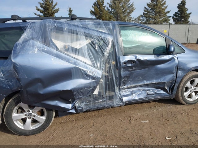 2015 TOYOTA SIENNA 5TDKK3DC6FS618941 Photo 5