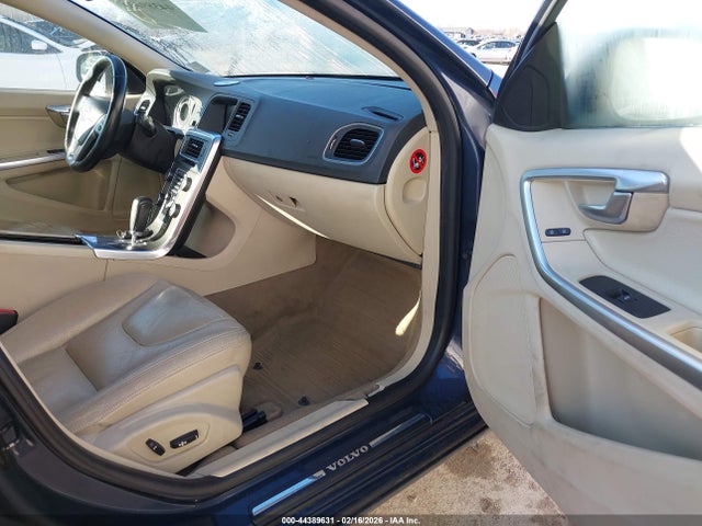 2011 VOLVO S60 YV1902FH5B2006927 Photo 4