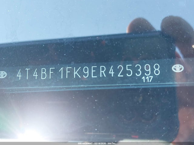 4T4BF1FK9ER425398 Toyota CAMRY LE