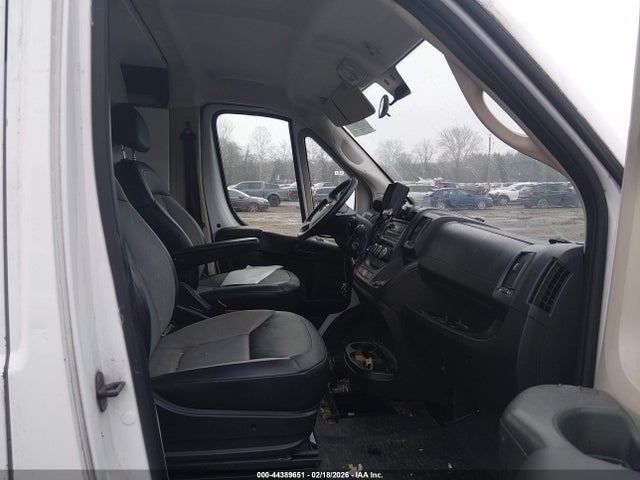 Продажа на аукционе авто 2017 Ram Promaster 1500 Low Roof 136 Wb, vin: 3C6TRVAG1HE552841, номер лота: 44389651