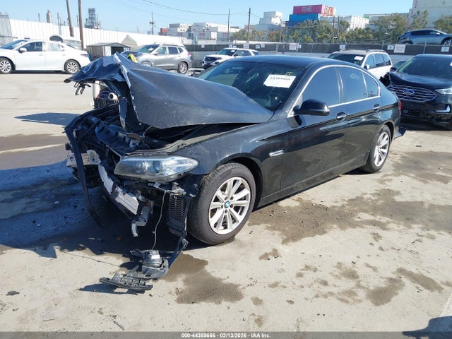 BMW 528I 2016 WBA5A5C50GD526569 Image 2