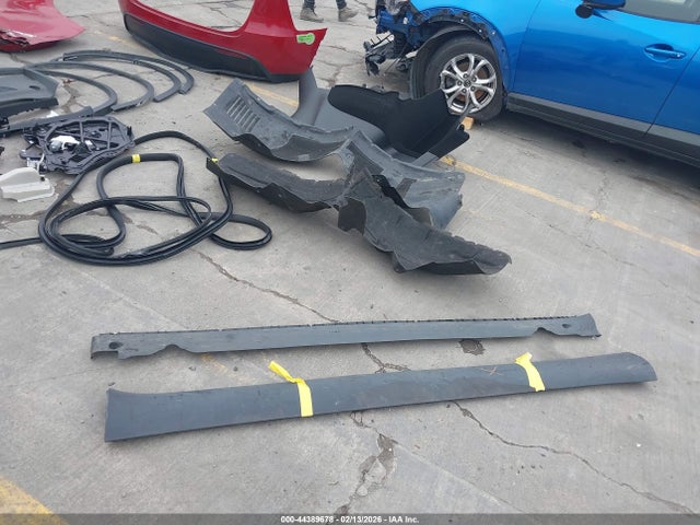 7SAYGDEE3NF516648 Tesla Model Y Long Range Dual Motor All-wheel Drive