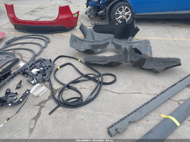 7SAYGDEE3NF516648 Tesla Model Y Long Range Dual Motor All-wheel Drive