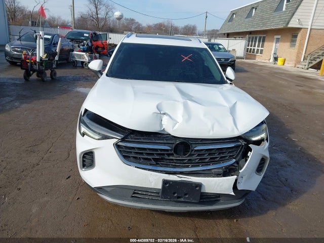 44389702 :رقم المزاد ، LRBFZPR47ND158753 vin ، 2022 Buick Envision Awd Essence مزاد بيع