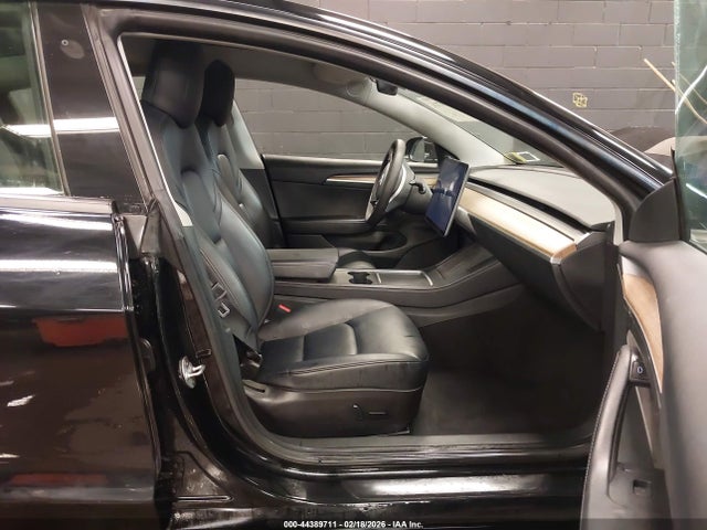 2023 TESLA MODEL 3 5YJ3E1EA7PF427953 Photo 4