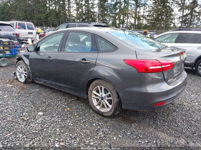 Ford FOCUS SE 2015 1FADP3F22FL306850 Image 3