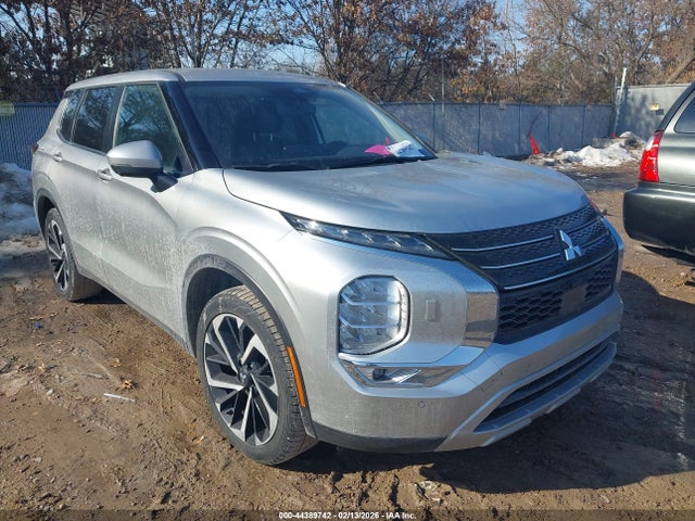2024 MITSUBISHI OUTLANDER JA4J4VA81RZ081975 Photo 0