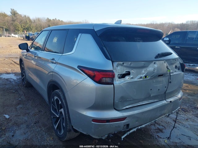 2024 MITSUBISHI OUTLANDER JA4J4VA81RZ081975 Photo 2