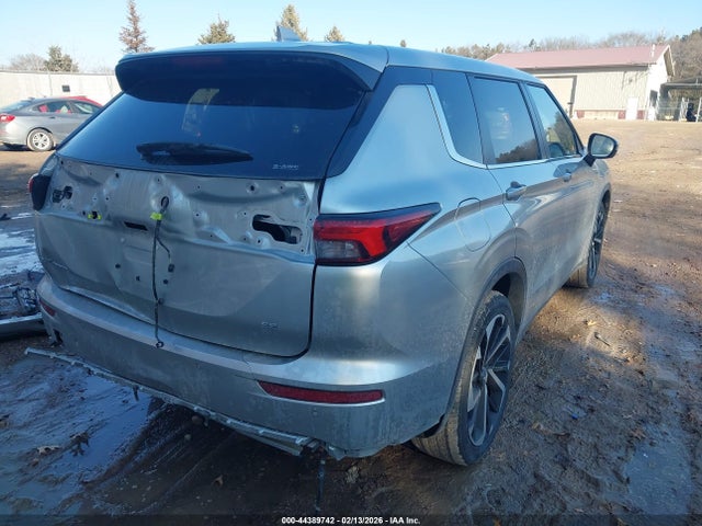 2024 MITSUBISHI OUTLANDER JA4J4VA81RZ081975 Photo 3