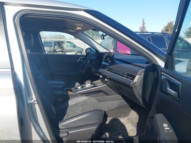 2024 MITSUBISHI OUTLANDER JA4J4VA81RZ081975 Photo 4