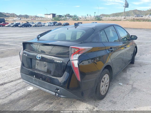 JTDKBRFUXH3029615 Toyota Prius Two