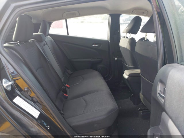 JTDKBRFUXH3029615 Toyota Prius Two