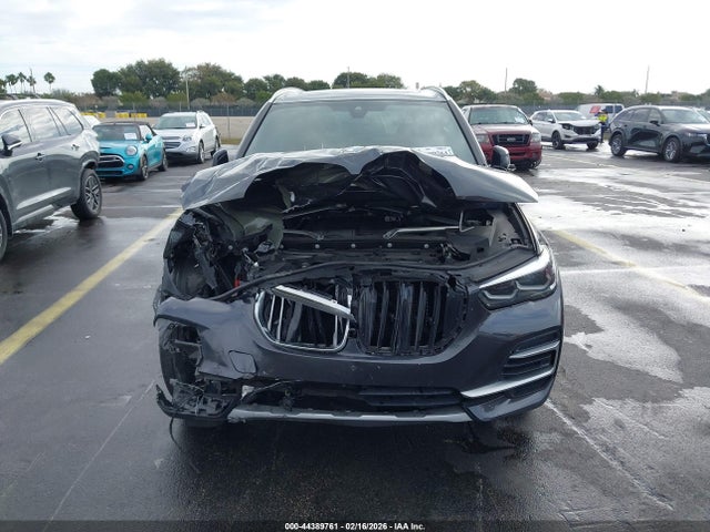 44389761 :رقم المزاد ، 5UXCR4C07P9P18588 vin ، 2023 Bmw X5 Sdrive40i مزاد بيع