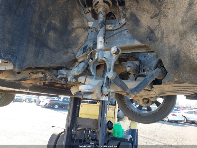 1C4RDHAG3JC495283 Dodge Durango Sxt Rwd